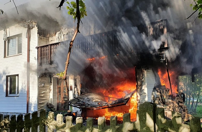 Pożar budynku mieszkalnego w Żywcu. Prokuratura wyjaśnia przyczyny