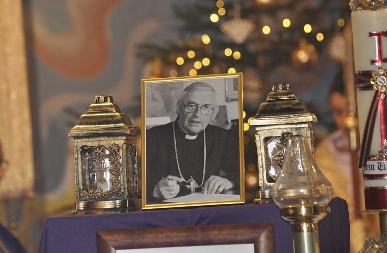 Modlitwa za śp. biskupa Tadeusza Pieronka