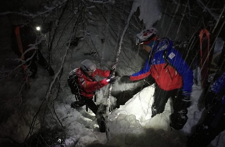 Goprowcy uratowali narciarzy